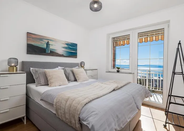 Ida With Terrace, Sea View, Near Opatija Apartment *